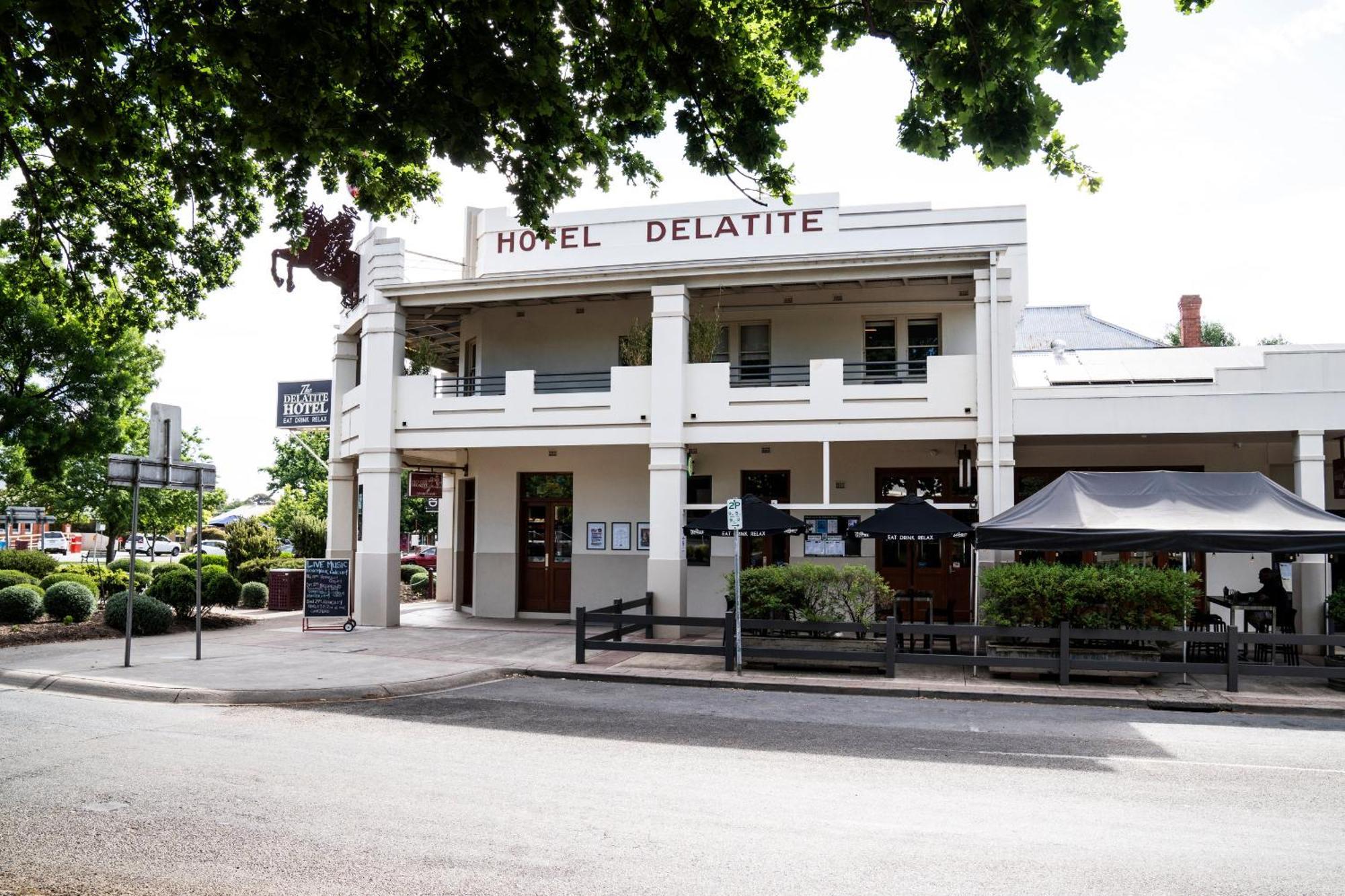 Delatite Hotel Мансфийлд Екстериор снимка