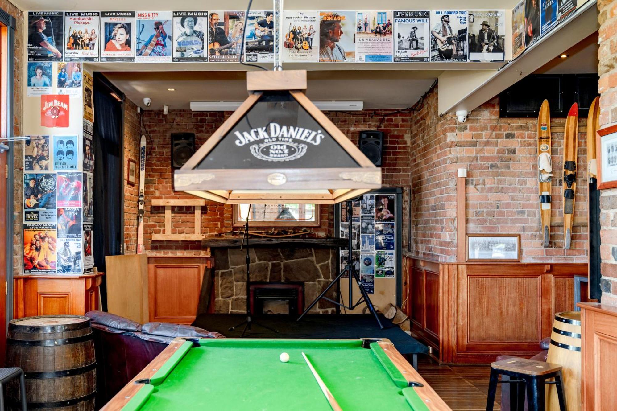 Delatite Hotel Мансфийлд Екстериор снимка